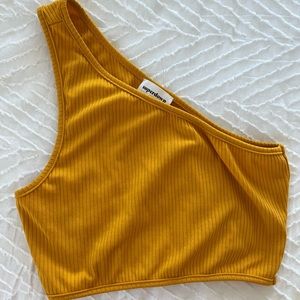 ONLY WORN ONCE - REVOLVE SUPERDOWN ONE SHOULDER RIBBED CROP TOP